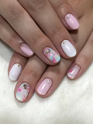 ネイル Sympa 𝓜iwako🐰ᩚのネイルデザイン