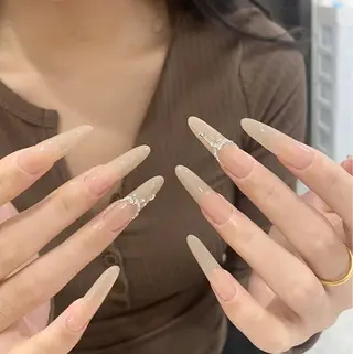 ネイル u1salon所属・ゆい ユイのネイルデザイン