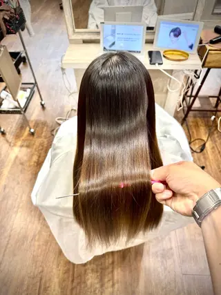 セミロング ルスリー守山店所属・髪質改善美容師 🌟塚本のヘアスタイル