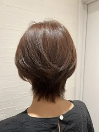 ショート イシカワ ユウタのヘアスタイル