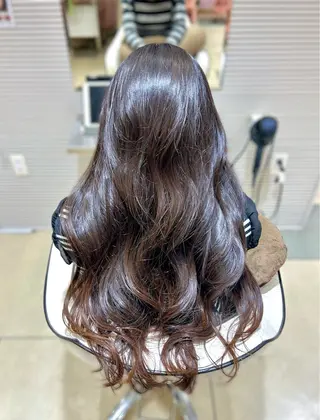 ロング 🩷愛咲🩷レイヤー /透明感カラーのヘアスタイル