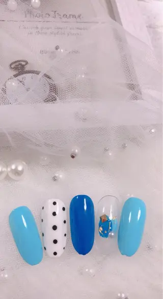 ネイル エ リのネイルデザイン