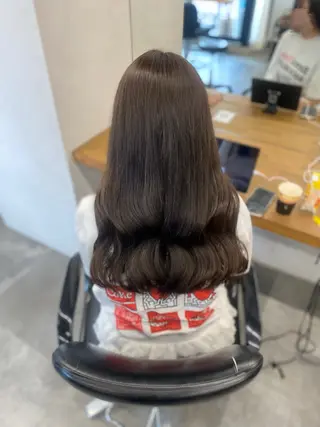 ロング 菅 凜のヘアスタイル