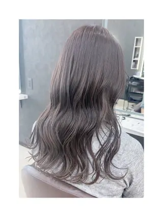 セミロング design salonLia所属・色落ちまで2度綺麗な ハイトーン🪞／ミクのヘアスタイル