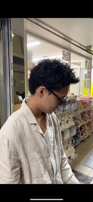 ショート パーマ メンズスパイキー特化 ayumuのヘアスタイル