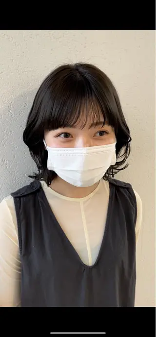 ミディアム カラー hyphen《ハイフン》所属・市村 香多のヘアスタイル