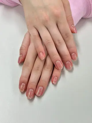 ネイル プラスネイル銀座中央通り店所属・はちや ゆいなのネイルデザイン