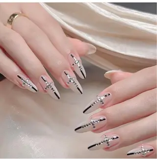 ネイル Hina 池袋 長だしチップ専門店のネイルデザイン