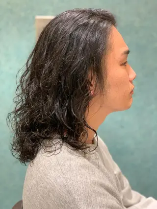 セミロング パーマ メンズ 平本 雄馬のヘアスタイル