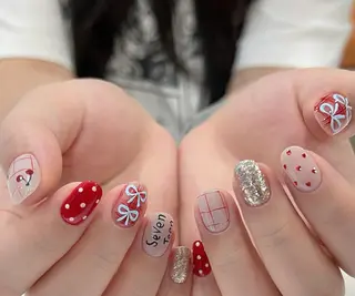 ネイル Pure&Rich Nailのネイルデザイン