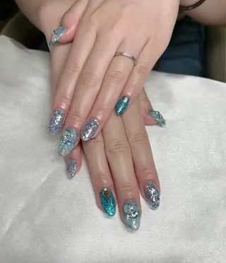 ネイル コウ ヨウのネイルデザイン