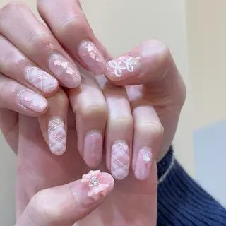 ネイル pool横浜所属・pool TSUKAMOTOのネイルデザイン