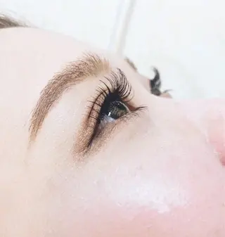 マツエク・マツパ シュシュジプ宝木店所属・シュシュジプ井上 夏海のマツエク・マツパデザイン