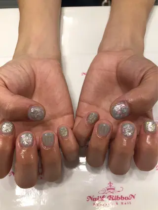 ネイル ネイルリボン 受付スタッフのネイルデザイン