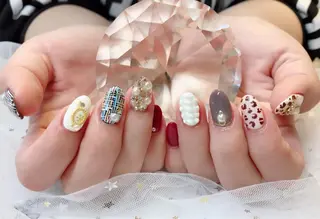 カラー ネイル Q Free nailsのネイルデザイン
