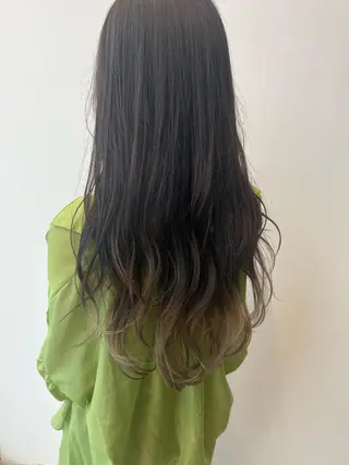 ロング カラー 小池 楓のヘアスタイル
