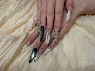 ネイル Lino 中目黒🌙 sakiのネイルデザイン