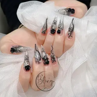 ロング Bling Salonのネイルデザイン