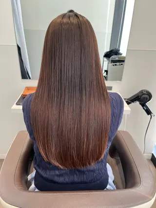 ロング ブリーチ無し白髪ぼか し/艶髪/津嘉山のヘアスタイル