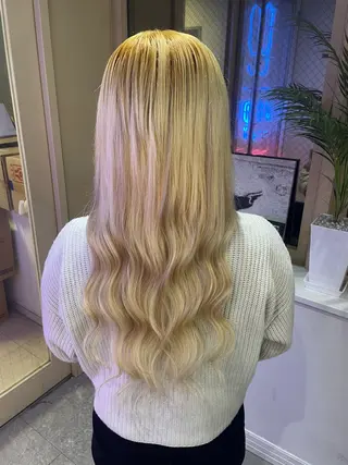 ロング ヘアアレンジ ハイトーンカラーエク ステ🌺RENA🌺のヘアスタイル