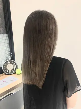 セミロング MINAMI 🌙のヘアスタイル