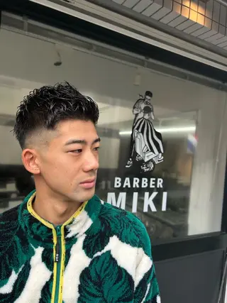 ショート メンズ BARBER MIKI所属・高橋 侑大の眉毛・アイブロウイメージ