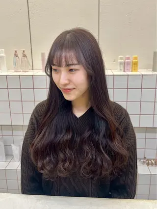 ロング カラー 💐花屋併設💐 宮園　雛羽のヘアスタイル