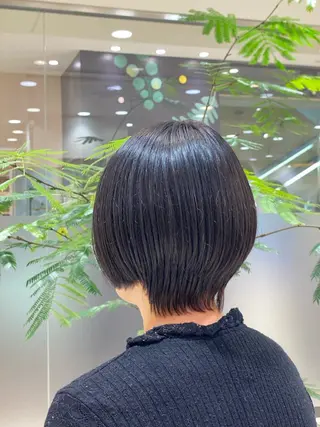 ショート カラー 大瀧 優奈のヘアスタイル