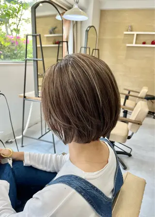 ショート メンズバレイヤージュ 斉藤春のヘアスタイル