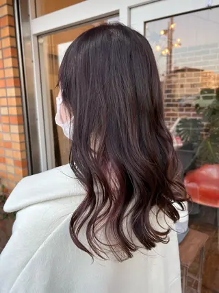 ロング カラー 山崎 和花のヘアスタイル