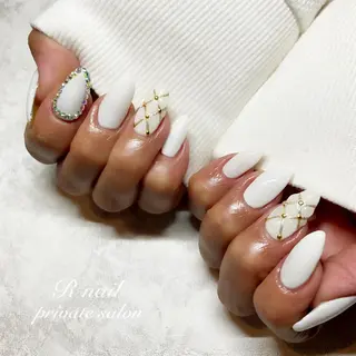 ネイル R nailのネイルデザイン