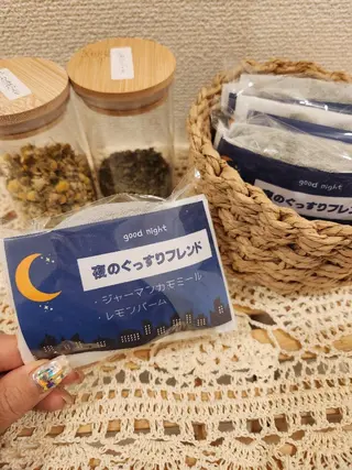 u-LALA by ROCHIE ×よもぎ蒸し所属・u-LALA よもぎ蒸しのエステ・リラクイメージ