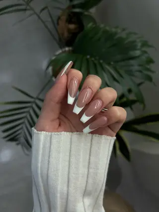 u'i nail/eye所属・u'i nail.eyeのネイルデザイン