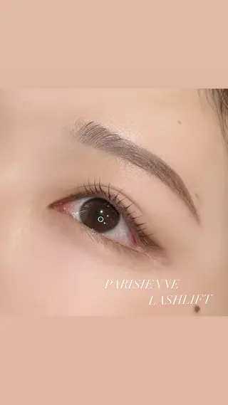 マツエク・マツパ The TEN所属・鎗田 真優の眉毛・アイブロウイメージ