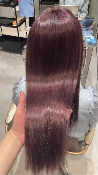 カラー HEDI所属・茨木 まひろのヘアスタイル