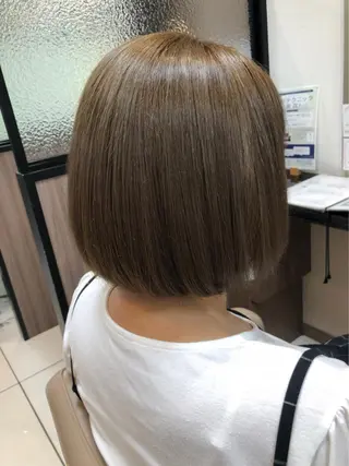ショート カラー 船戸 靖子のヘアスタイル