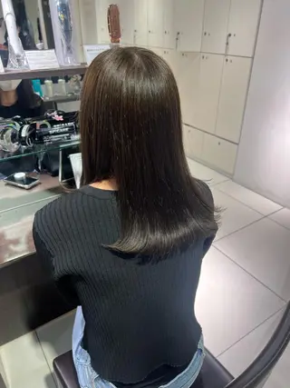 セミロング カラー 🧊🪞透明感カラー himeのヘアスタイル