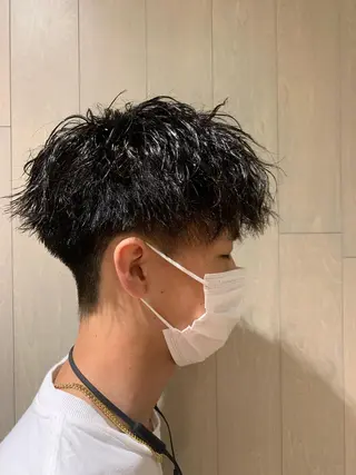 ショート メンズ 糟谷 慈英のヘアスタイル
