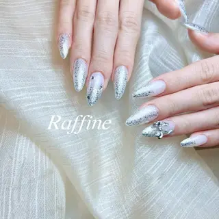 ネイル RAFFINE haru🦋🩵のネイルデザイン
