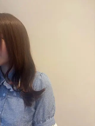 ミディアム カラー 堀 ゆきみのヘアスタイル