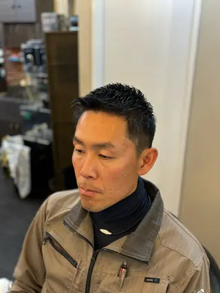 ショート メンズ ヘアーサロンラムール所属・AKI ーのヘアスタイル