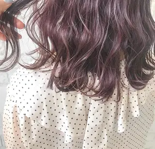 セミロング カラー オリーブ/アッシュ やわらか透明感カラーのヘアスタイル