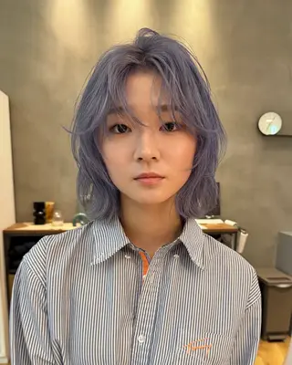 ショート カラー ふみさん/ブリーチ/ ボブ/ウルフのヘアスタイル