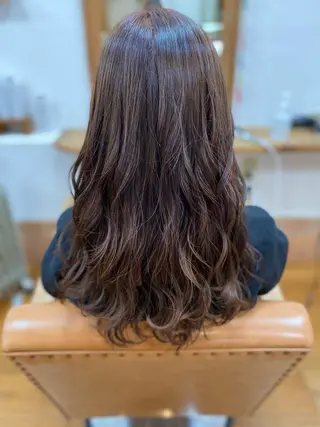 ロング カラー ヘアアレンジ 安澤 彩奈のヘアスタイル