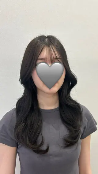 ロング 青山 遥香のヘアスタイル