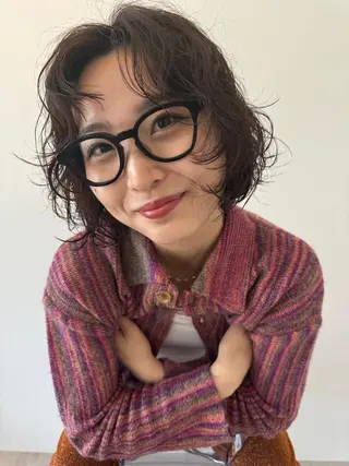 ミディアム カラー パーマ CEINE loqのヘアスタイル