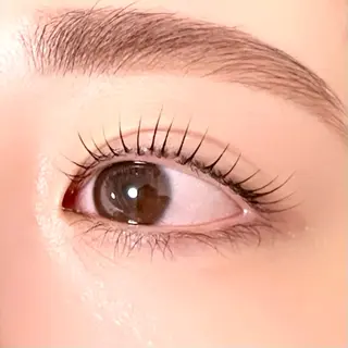 マツエク・マツパ ALPHAbyORIKA所属・高評価｜束感まつげ ユキ｜大阪のマツエク・マツパデザイン