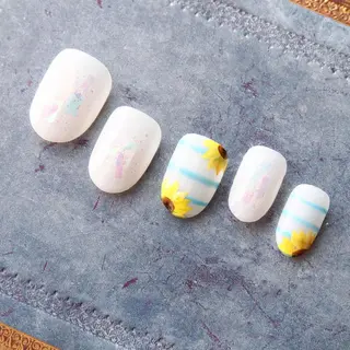 ネイル 山田 麻衣のネイルデザイン