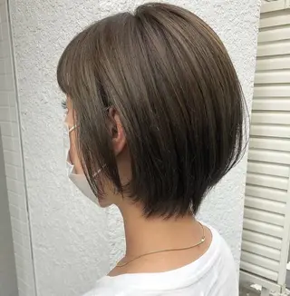 ショート 飯ヶ谷 成海のヘアスタイル