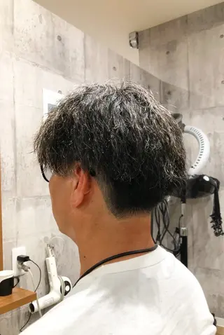 パーマ _WHITE＋ 南海難波店所属・射場 達也のヘアスタイル